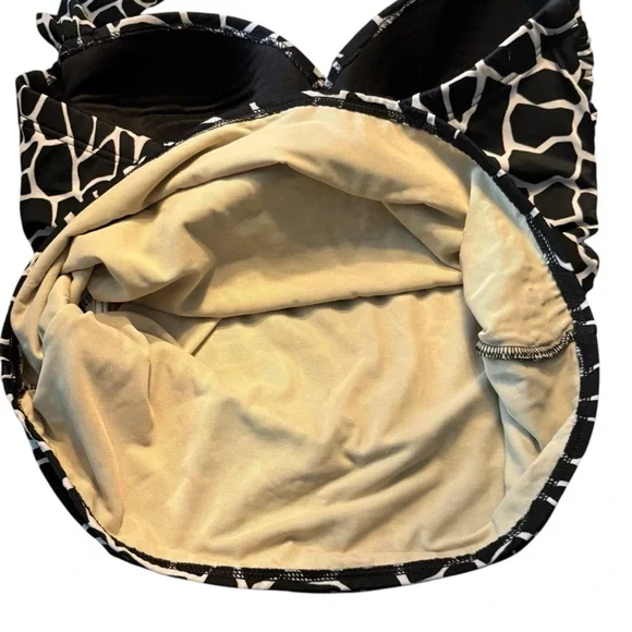 MIRACLESUIT Giraffe/Animal Print Tankini Halter Swimsuit Top in B/W Size 12 - Picture 5 of 10